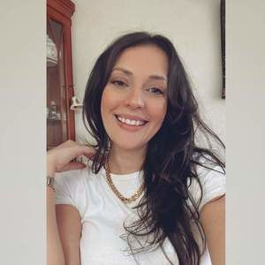 Meet your Posher, Heather-may